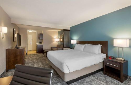 Watertown Hotel | Best Western Watertown Inn & Suites
