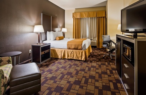 North San Antonio - SAT Hotel | Best Western Windsor Pointe Hotel & Suites-Frost Bank Center