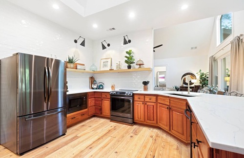 Heritage Woods House | BESTNEST by Beverly Serral: 74 Baynard Cove Road *Private Pool*