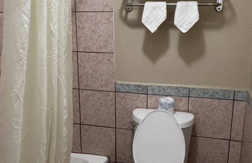 Ruidoso Downs Hotel | Bestway Inn