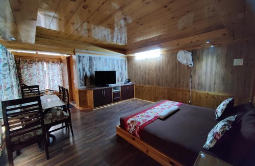 Kumharsain House | BETHAL HOMESTAY