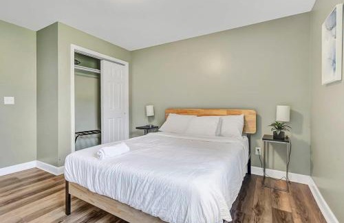 Huntsville House | Bethany B Huntsville Oasis