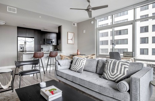 Woodmont Triangle Apartment | Bethesda 2BR w/W/D, Gym & Pool, nr dining, by Blueground