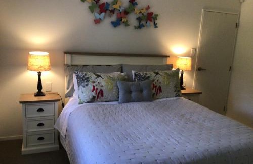 Tauriko Apartment | Bethlehem Garden Retreat