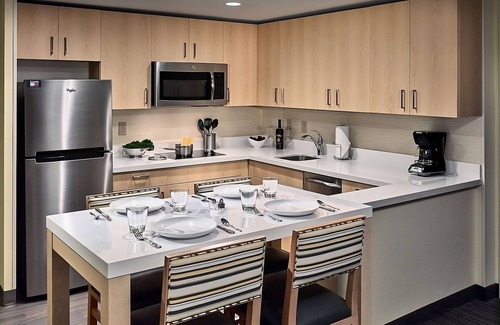Gwinnett Place Resort | Better Choice For Your Vacation! Accessible location and Spacious unit awaits
