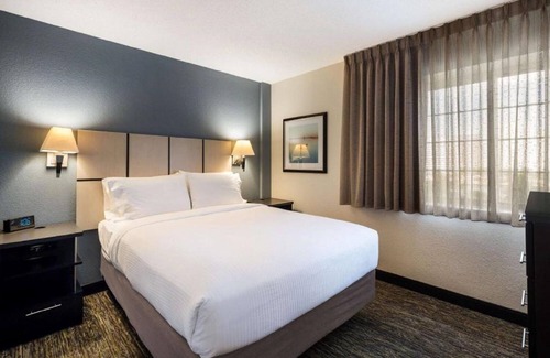 Gwinnett Place Hotel | Better Choice for your Vacation! Pet-Friendly, Short Drive to McDaniel Farm Park