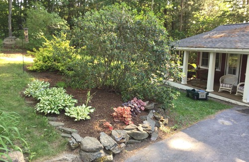 Winthrop Apartment | Better than a Hotel or Motel room. This lakefront studio is in a great location.