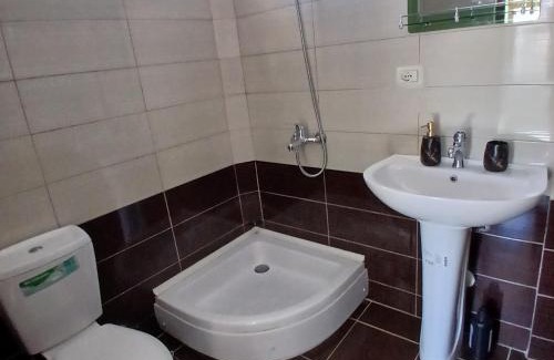 Korce Apartment | Betty's Home