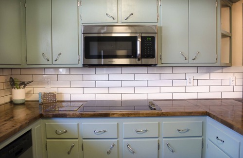 Rochester House | ☆Betty’s Bungalow: Retro Redesign on the bus line☆