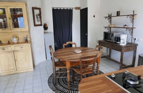Trevignin Apartment | Between lake and mountains, gîte in a renovated farmhouse