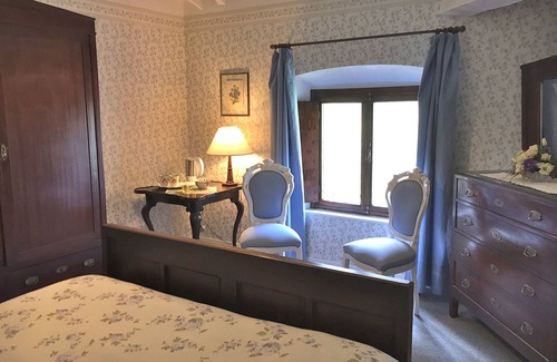 Calci Other | Between olive grove and wide lawn, 1700's farmhouse