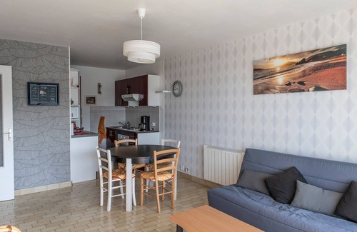 Trevou-Treguignec Apartment | Between Perros Guirec and Paimpol, T2 apartment, 100 m from the beach, private parking