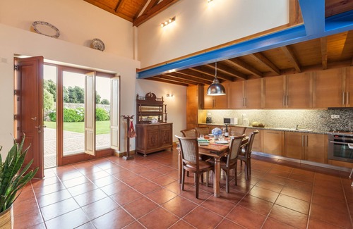 Areosa House | Between sea and mountain
