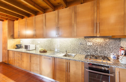 Areosa House | Between sea and mountain
