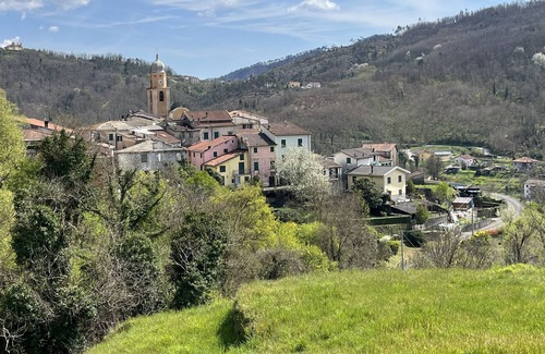 Carrodano Inferiore Apartment | Between the 5 Terre and the Val di Vara, a small house in the village.