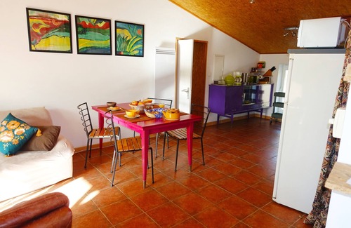 Carces House | Between vineyards and forests in a 15000m2 park.