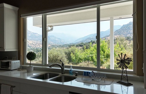 Three Rivers House | Beulah Land Only 4 Miles from SNP!