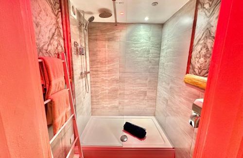 West Cliff Apartment | Beyond - Romantic Basement Apartment - Close To Beach - With Parking