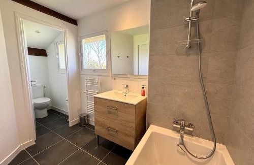 Siorac-en-Perigord House | BEYTAN AL COUDER Stylish architect house with AC and private pool, village center, golf course and Dordogne river at easy walk