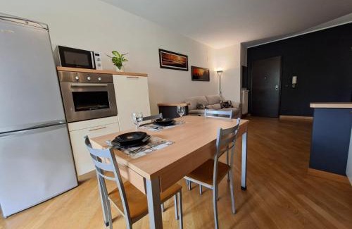 Cuneo Apartment | BG House - appartamento con giardino e garage privato