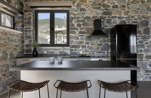 Sourpi Apartment | BH1008 - C - Suite Magnisia