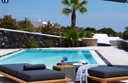 Exo Gialos Villa | BH321 - C - Villa Santorini