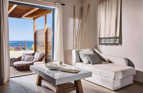 Pilio Apartment | BH859 - C - Suite Santorini