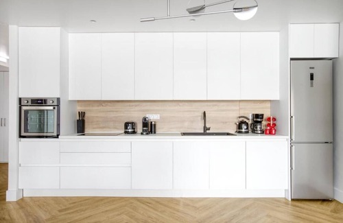 Neos Kosmos Apartment | BHA022 - C - Suite Athens