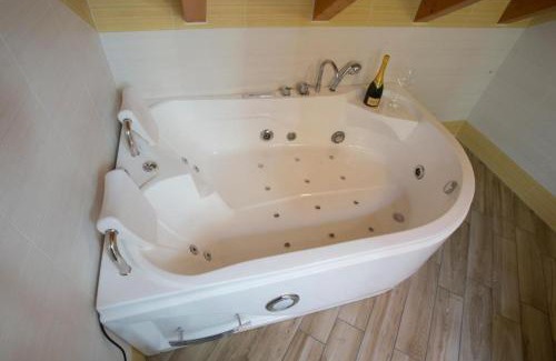 Legnano Bed & Breakfast | BHL SUITE Jacuzzi LEGNANO