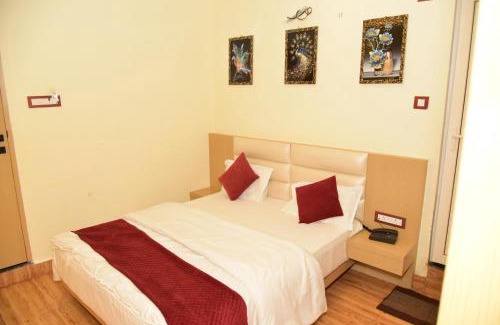 Gorakhpur Hotel | Bhoomi Palace Hotel 2 O and Bella's Bites Restaurant