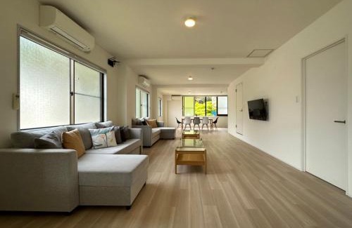 Hatsukaichi Apartment | bHOTEL Kaniwasou 201 2BR Apt, Near Itsukushima Shrine, For 12 Ppl