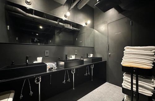 Hiroshima City Centre House | bHOTEL New Small Hotel - Hondori shopping arcade