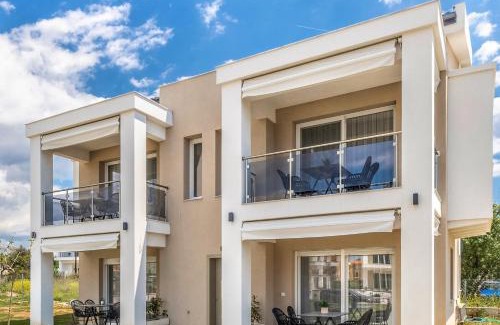 Kalyves Polygyrou Apartment | Bianco Mare Studios-Apartments