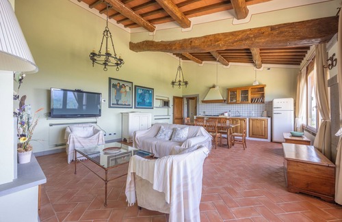 Loro Ciuffenna Apartment | Biancospino superior flat in VILLA with POOL