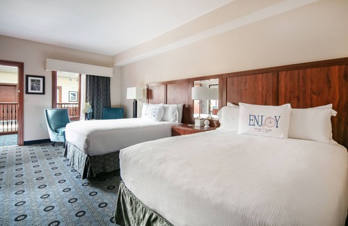Mackinac Island Hotel | Bicycle Street Inn and Suites