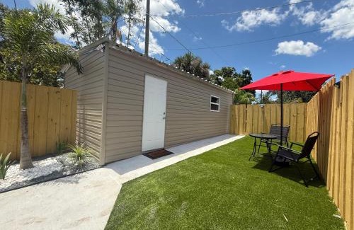 Brandon Apartment | Bienes House