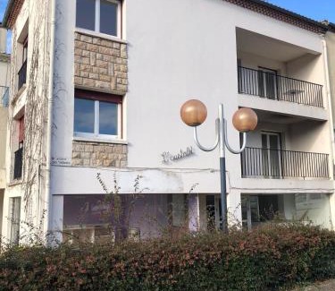 Cazaubon Apartment | Bienvenue à L'Oustalet Appt 7
