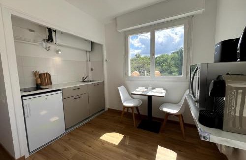 Cazaubon Apartment | Bienvenue à L'Oustalet Studio 2