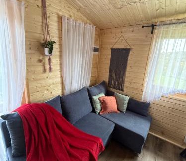 Ustrzyki Dolne Apartment | Bieszczadzkie Wzgórze Saunowe- Jacuzzi i Sauna w cenie pobytu