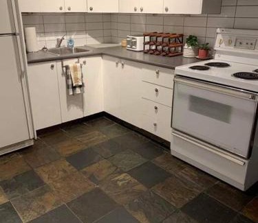 Maisonneuve Apartment | BIG 3BR appartment at Olympic Stadium at PIE-IX Metro station