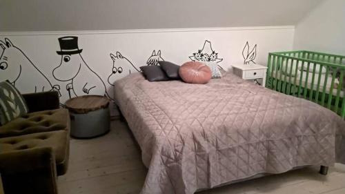Vaasa Ski Chalet | Big 4 bedroom house with sauna by the sea