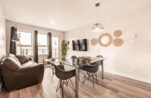 Longue-Pointe Apartment | Big apartment on 2 floors - 1108