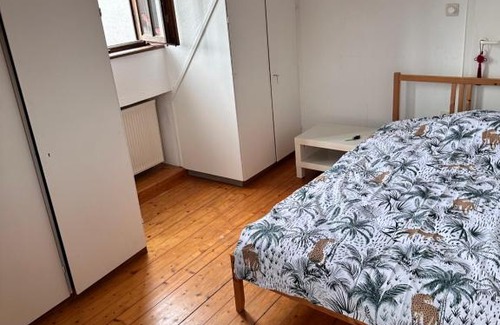 Harburg Apartment | Big Appartement on the Romantic Road in the Old Town