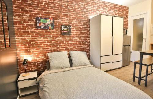 Auxerre Apartment | Big Apple - Studio paisible - parking gratuit - 2 personnes - Village Vaux 3 minutes Auxerre