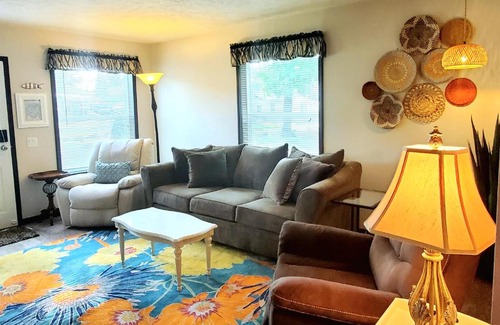 Warsaw House | Big Barbee Lake House