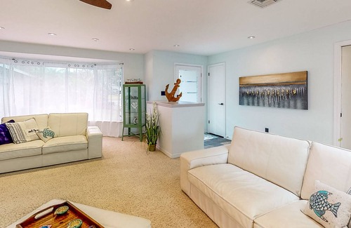 Forest City House | Big Bear Lake House with Private Dock & Kayaks - Wall-to-Wall Lake Views