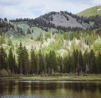 Salt Lake Mountain Resorts Ski Chalet | Big Cottonwood 2 Bedroom Brighton Chalet
