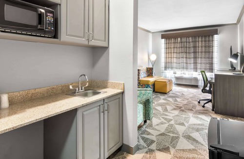 Abilene Hotel | Big Country Hotel & Suites, SureStay Collection by BW