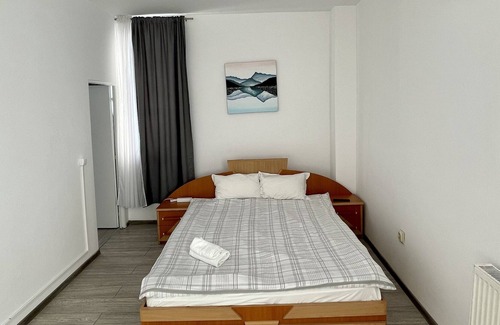 Otopeni Apartment | Big Cozy Retreat Near The Airport 36