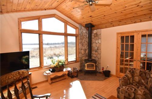 Siren House | Big doctor cabin1